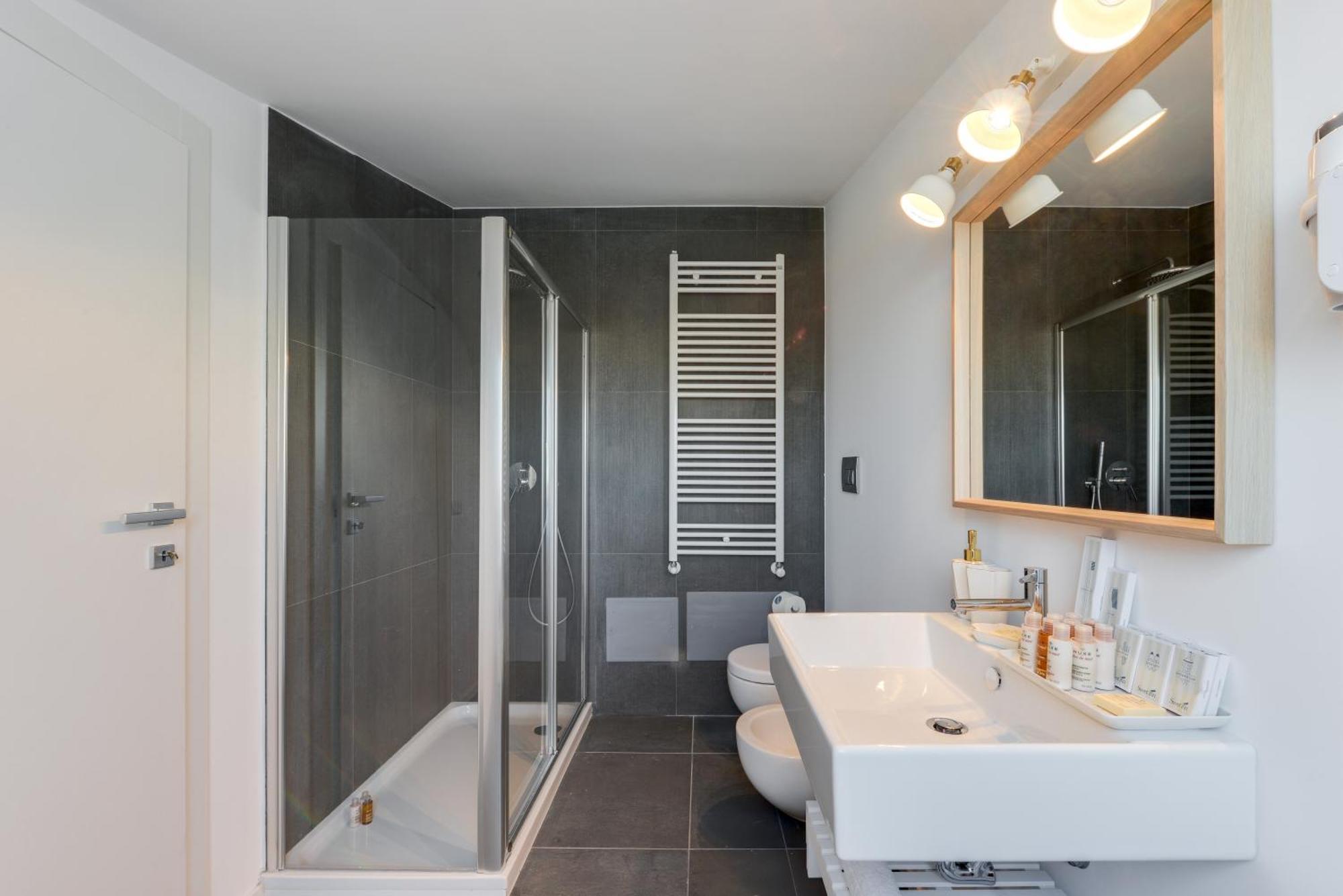 Sweett - Duomo View Apartment Milan Room photo