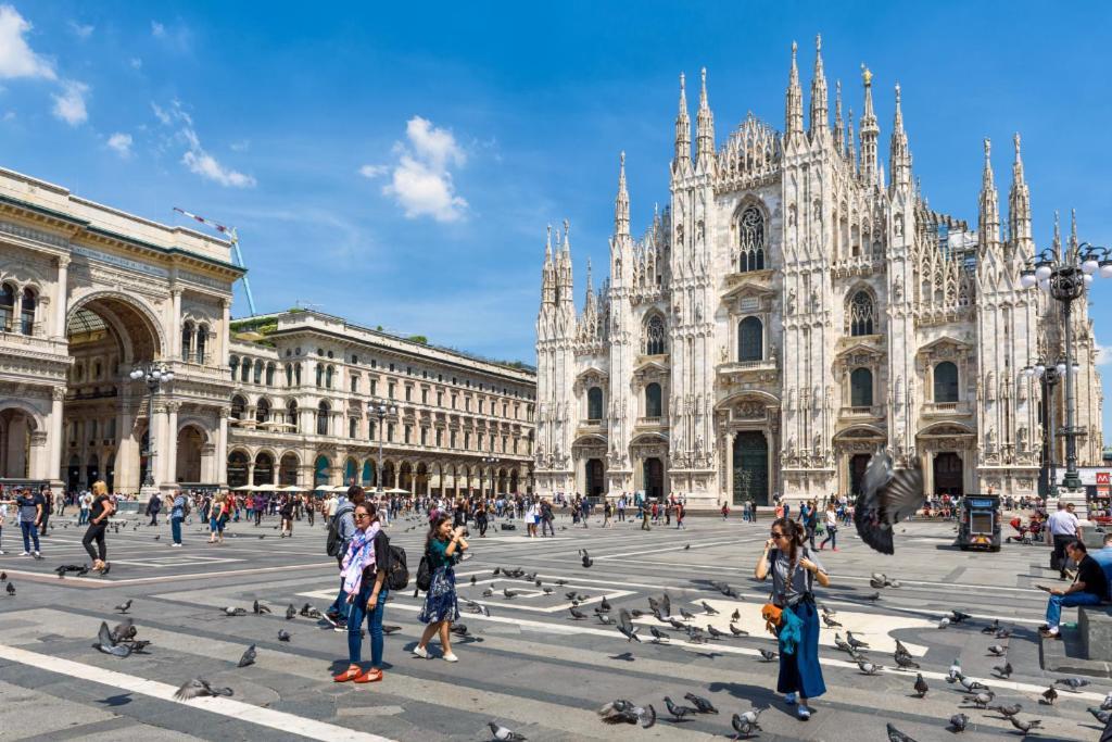 Sweett - Duomo View Apartment Milan Exterior photo